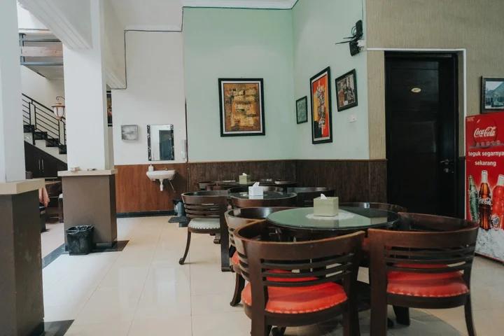 Маланг: Bandoeng Guest House by OYO