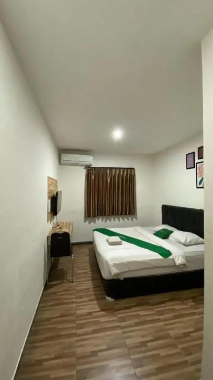 Маланг: Bima Guest House by OYO Rooms