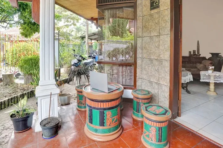 Маланг: SPOT ON 90539 Taman Borobudur Guest House Syariah