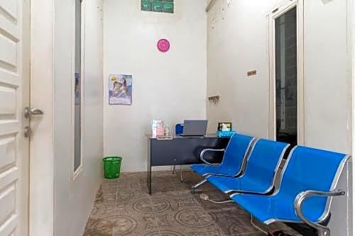 Медан: RedDoorz near Brastagi Supermarket Medan