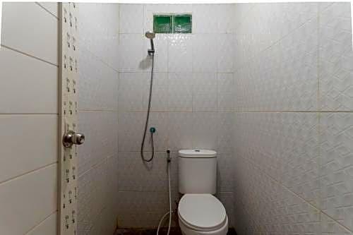 Медан: RedDoorz near Brastagi Supermarket Medan