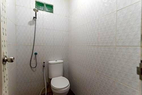 Медан: RedDoorz near Brastagi Supermarket Medan