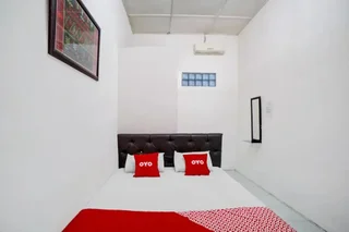 Медан: Darussalam Inn By Oyo Room