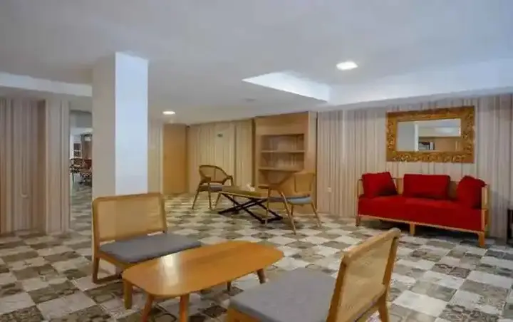 Семаранг: RedDoorz Plus @ Madukoro Raya Semarang