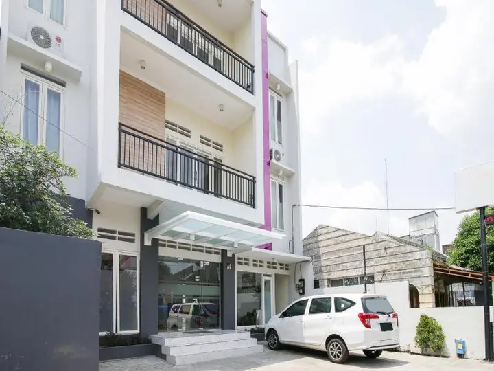 Маланг: Fif-Fa Inn Pisang Kipas by OYO Rooms