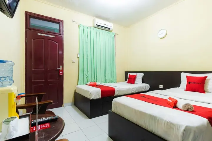 Медан: Reddoorz Syariah Near Plaza Medan Fair 2