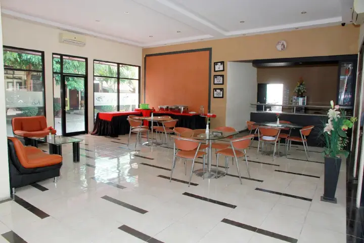Палу: Milano Guest House