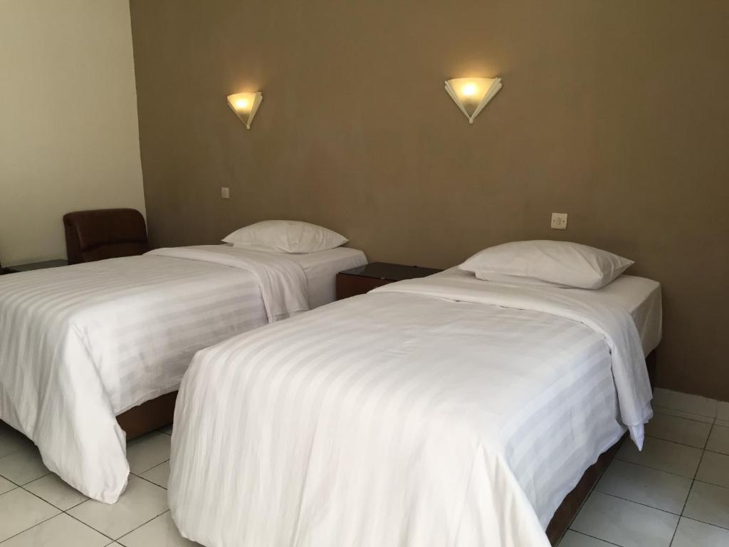 Вонособо: Parama Hotel