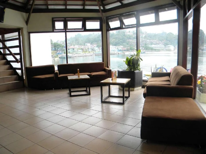 Озеро Тоба: Siantar Hotel Parapat