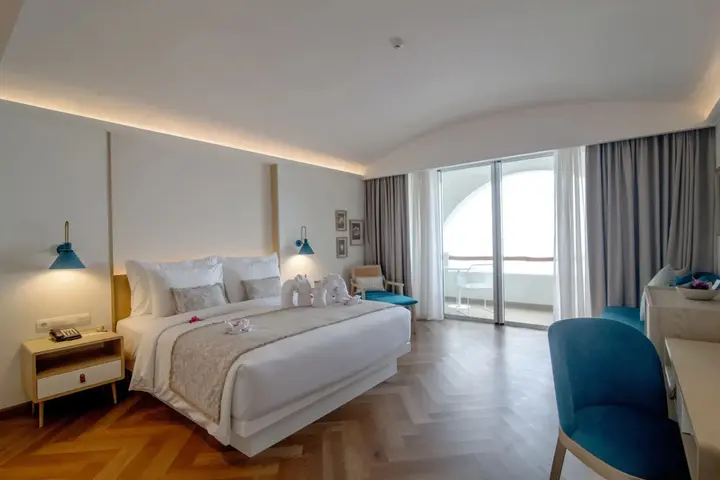 Сенджиги: Royal Avila Boutique Resort