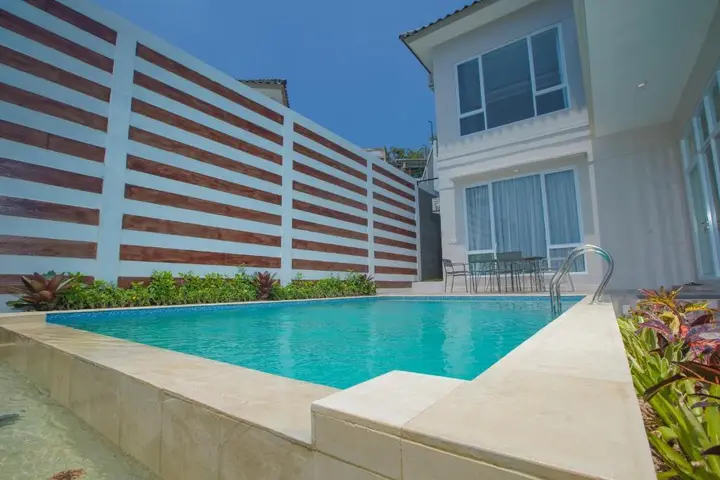 Сизаруа: Nirvana Villas Puncak
