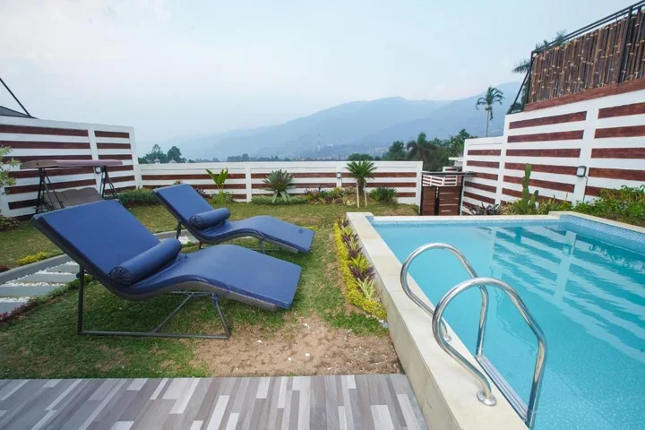 Сизаруа: Nirvana Villas Puncak