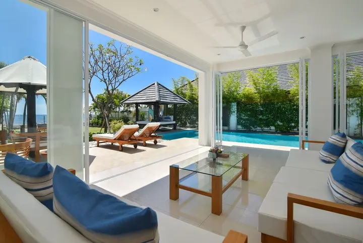 Умеаньяр: Villa Lovina Beach 2