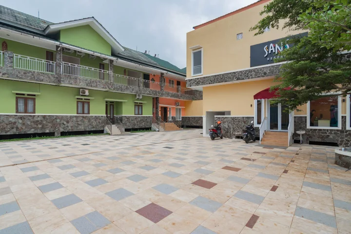 Читарингул: Sans Resort Parung Bogor