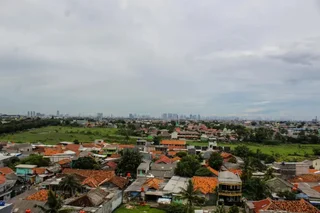 Тангеранг: Minimalist Studio Apartment at Poris 88 with City View