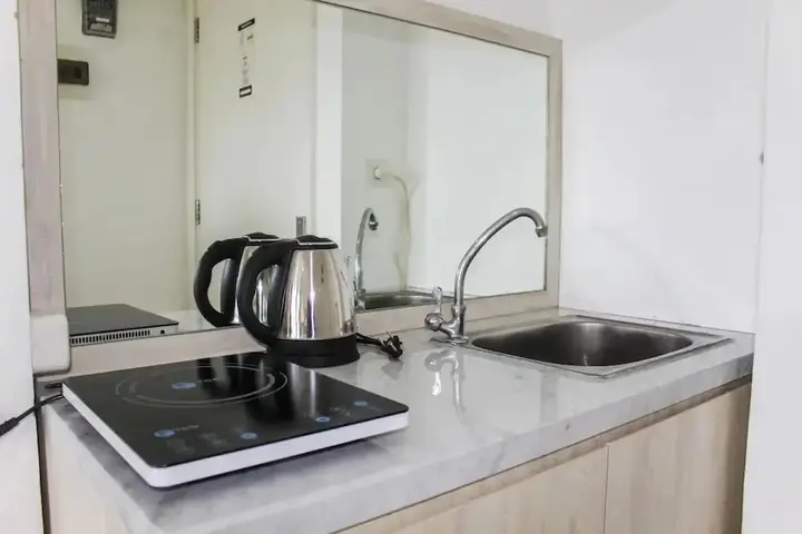Тангеранг: Minimalist Studio Apartment at Poris 88 with City View