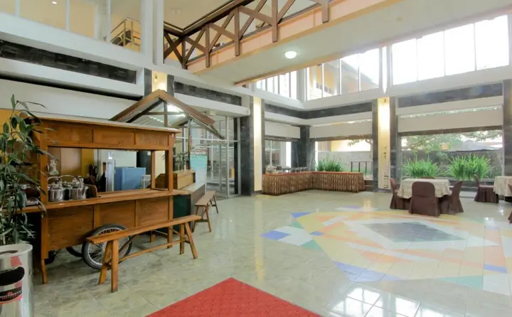 Депок: University Hotel Yogyakarta