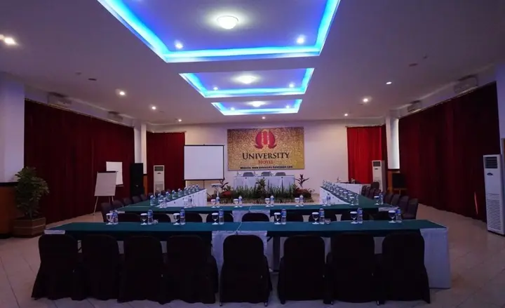 Депок: University Hotel Yogyakarta
