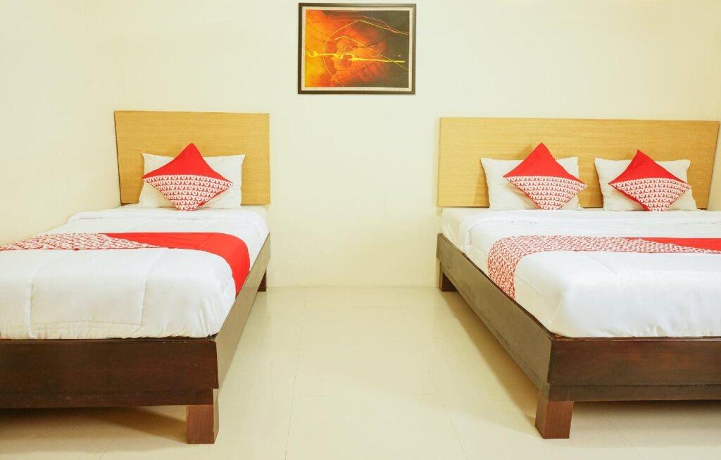 Батуретно: Namira Hotel Syariah by OYO Rooms