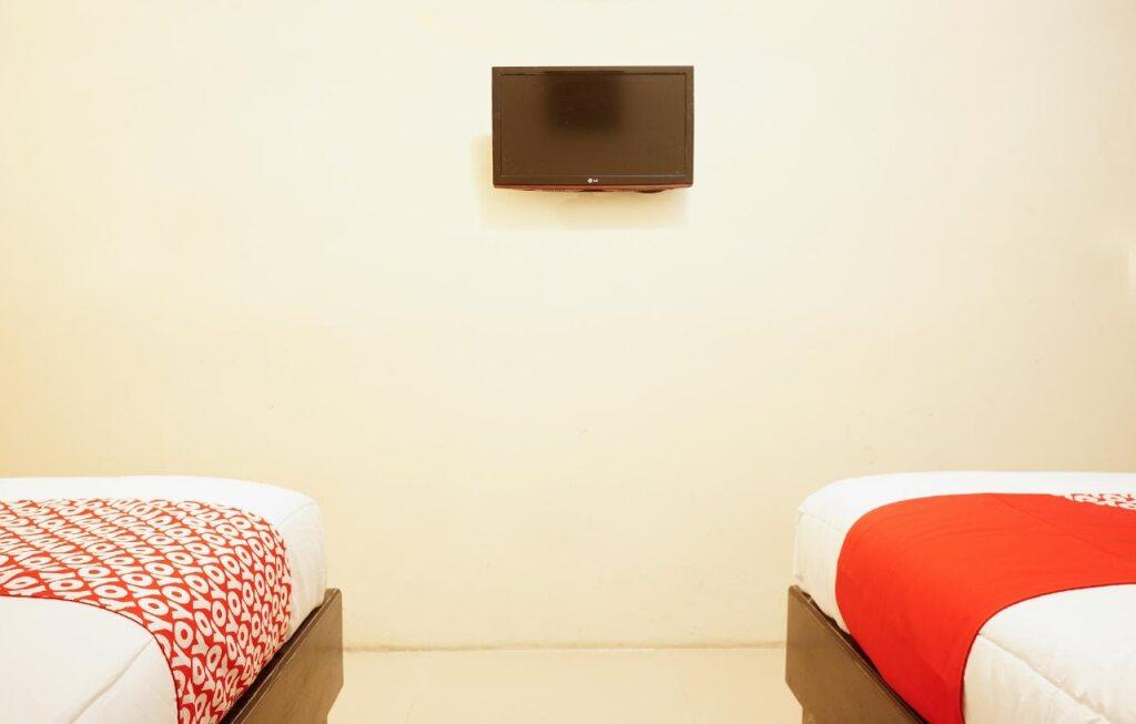 Батуретно: Namira Hotel Syariah by OYO Rooms