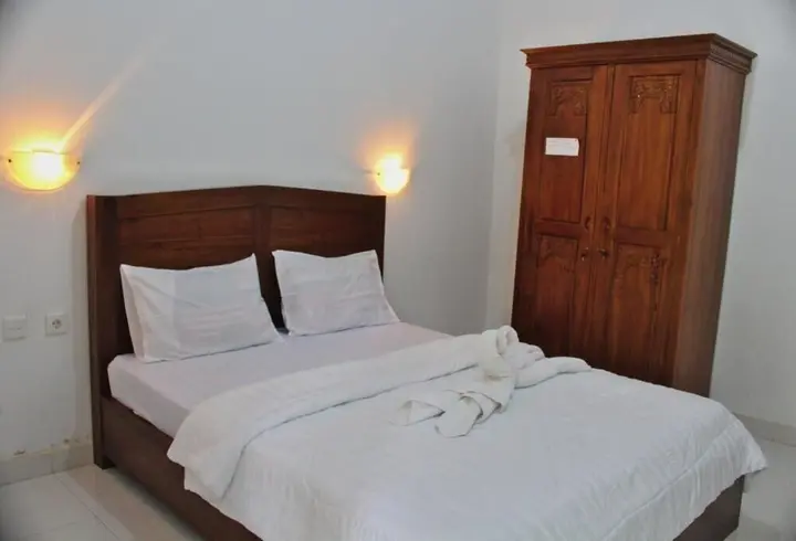 Пенида: NK Guest House