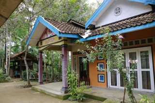 Батуретно: Omah Kemiri 6 Yogyakarta
