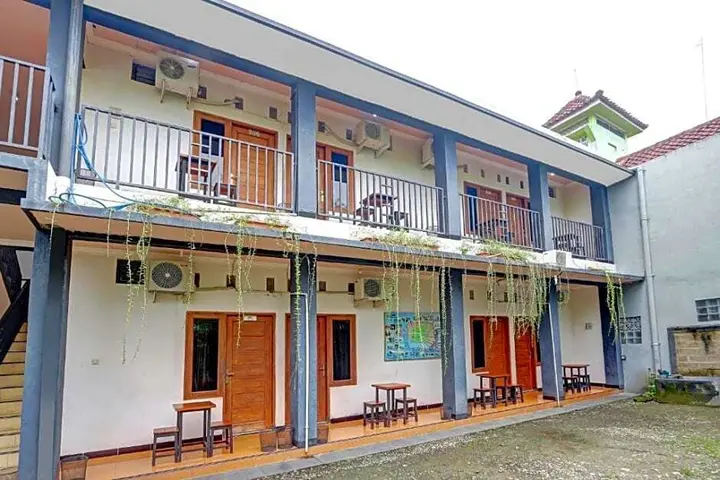Кебумен: Hotel - Wisma CK