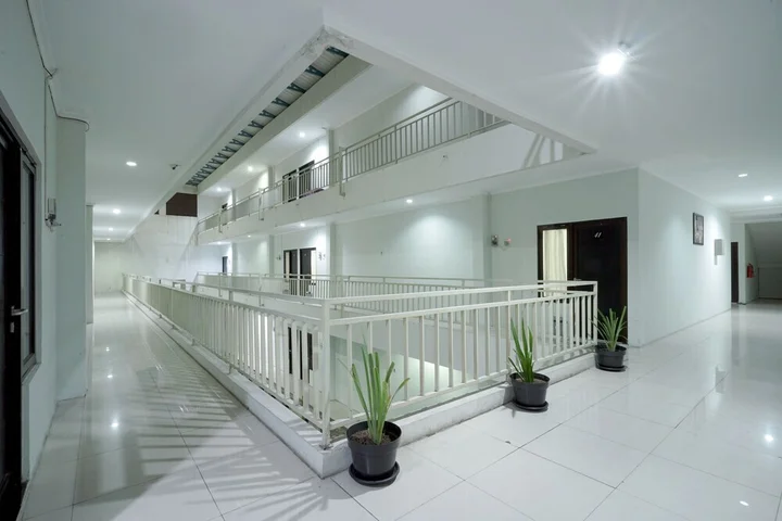 Семаранг: D'Paragon Bukit Sari