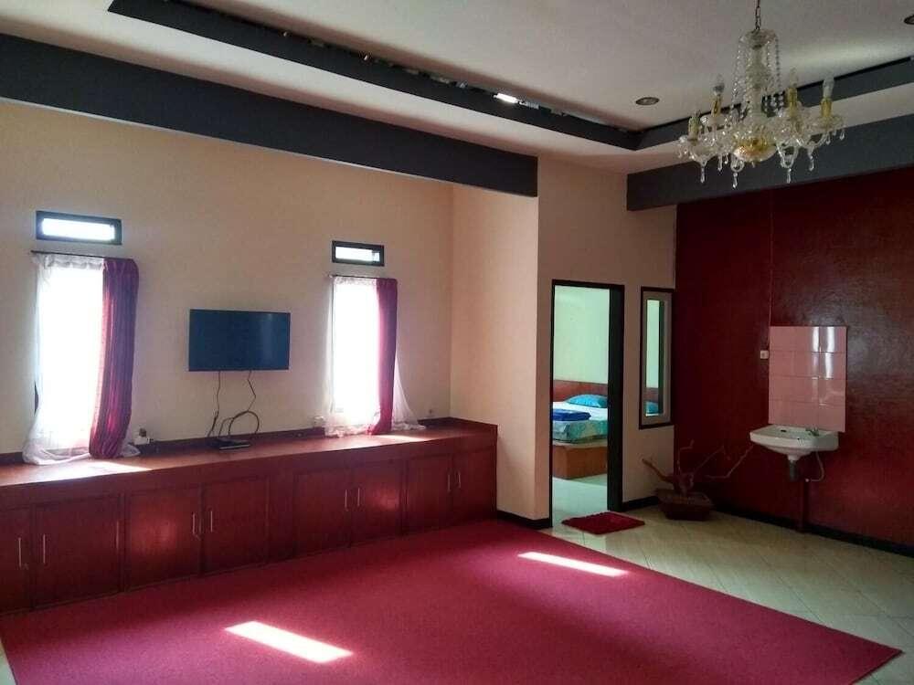 Лембанг: Pondok Kulawarga