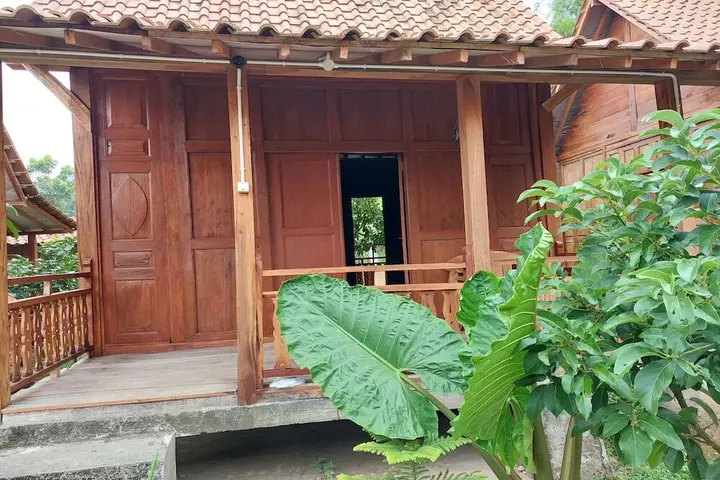 Батуретно: Mbok Niem Cafe and Cottage