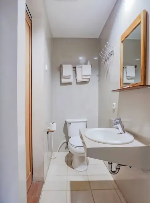 Маланг: Angler Guest House Malang by OYO Rooms