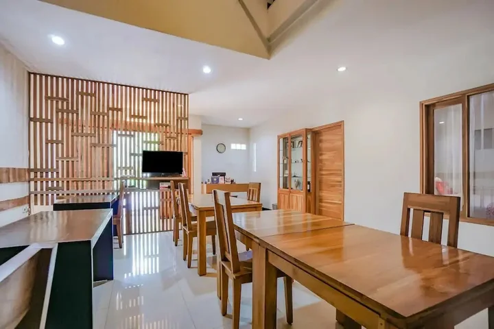 Маланг: Angler Guest House Malang by OYO Rooms