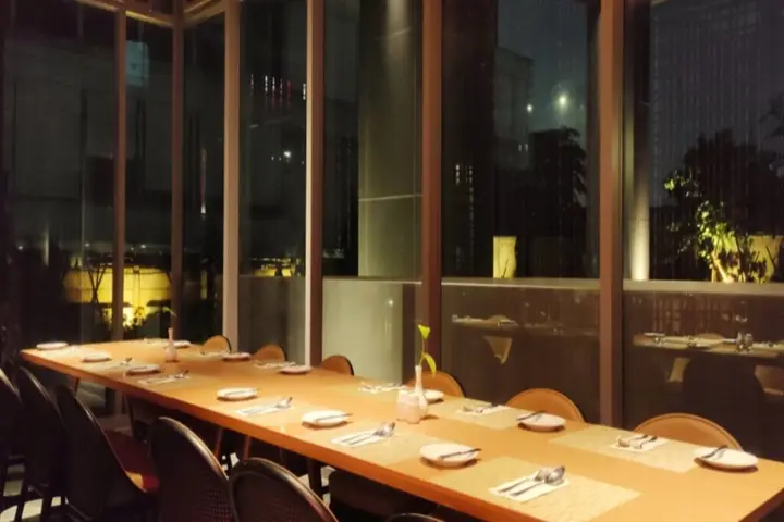 Джакарта: Ra Suites Simatupang