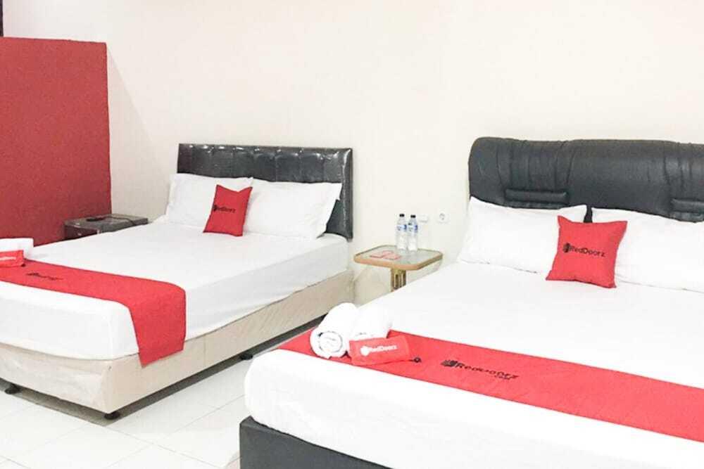Соронг: RedDoorz @ Simpang Lima Jupiter
