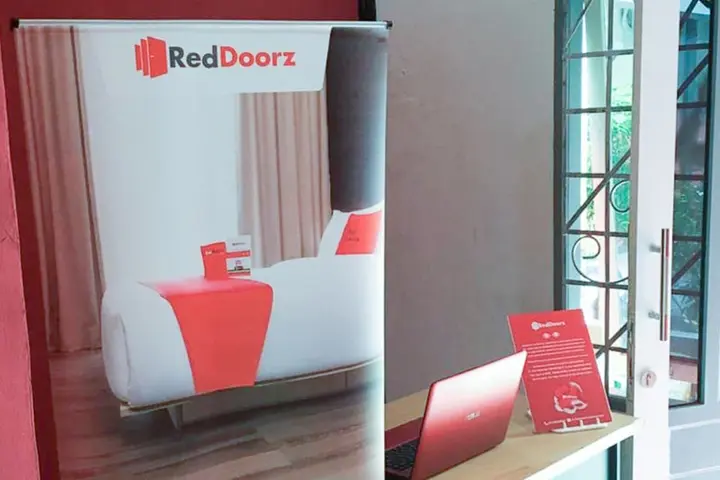 Соронг: RedDoorz @ Simpang Lima Jupiter