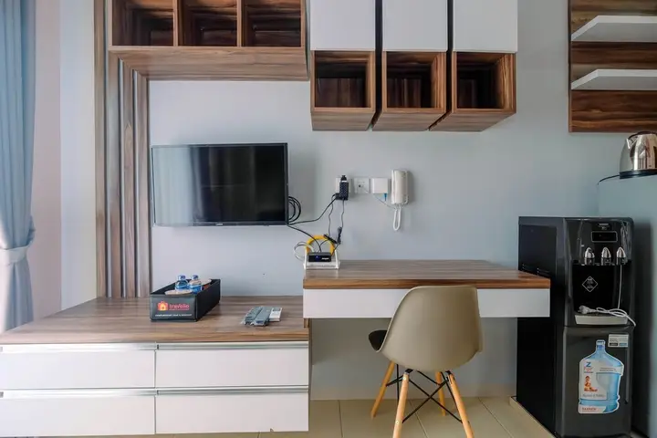 Minimalist and Comfy Studio Dave Apartment By Travelio — фото 5