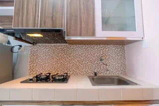 Депок: Minimalist and Comfy Studio Dave Apartment By Travelio
