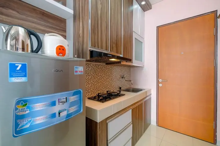 Депок: Minimalist and Comfy Studio Dave Apartment By Travelio