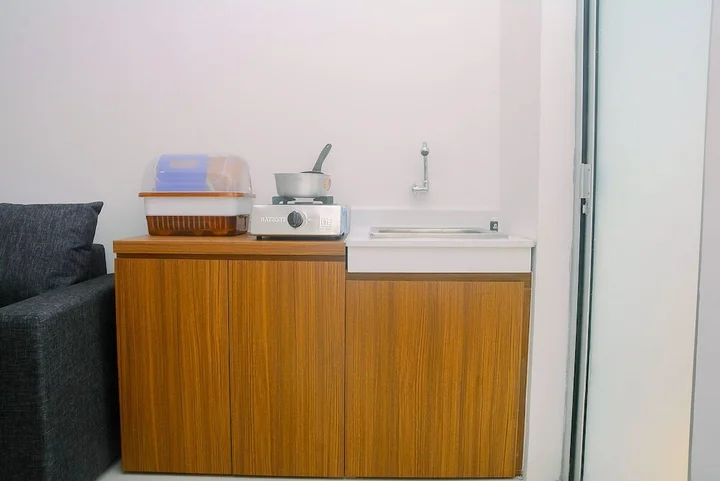 Джакарта: 2BR Fully Furnished Minimalist Bassura City Apartment