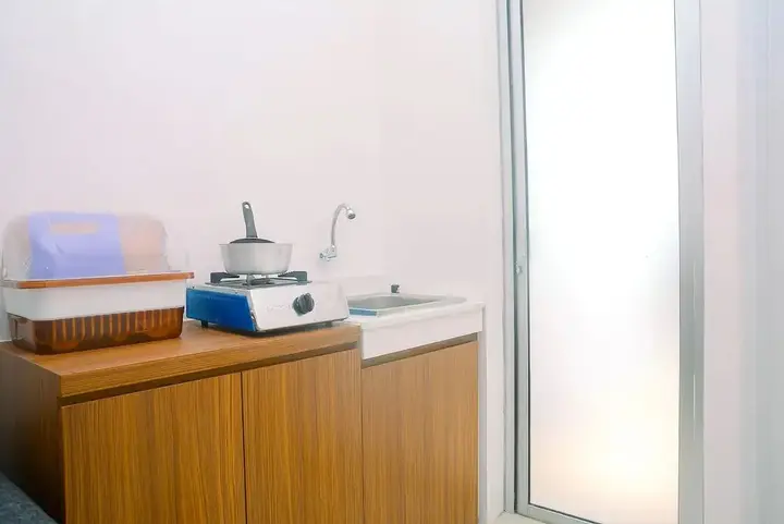 Джакарта: 2BR Fully Furnished Minimalist Bassura City Apartment