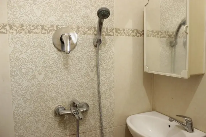 Бандунг: Strategic & Comfy Studio at Gateway Cicadas Apartment