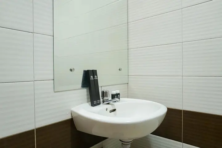 Депок: Cozy and Comfy Studio Margonda Residence 3 Apartment