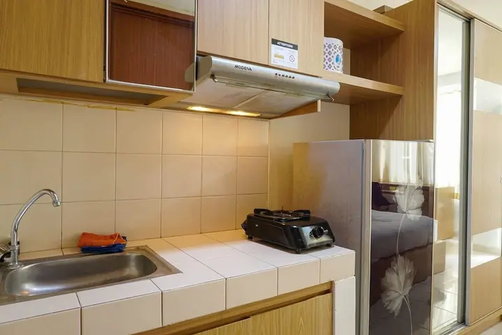 Депок: Cozy and Comfy Studio Margonda Residence 3 Apartment