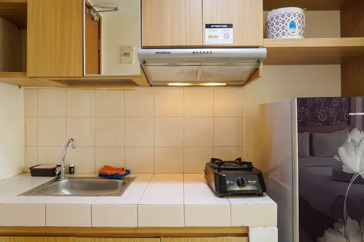Депок: Cozy and Comfy Studio Margonda Residence 3 Apartment
