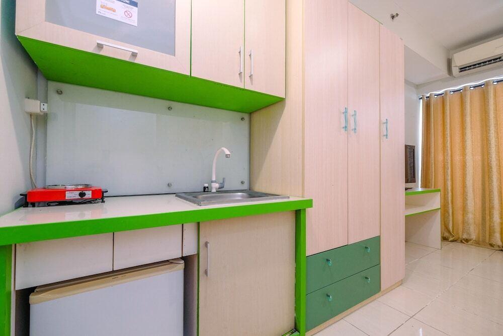 Депок: Modern Studio Apartment at Taman Melati Margonda near Universitas Indonesia