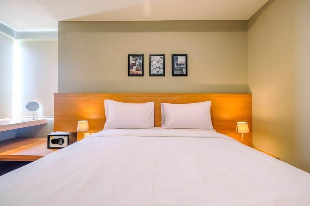 Wonderful 1BR Apartment at Mustika Golf Residence with Golf View — фото 1