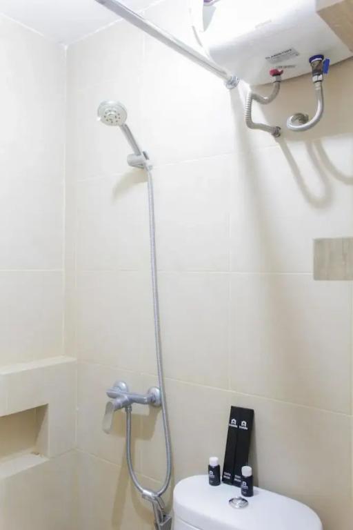 Джакарта: Comfortable Fully Furnished 2BR Bassura City Apartment