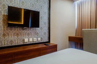 Сурабая: Elegant Cozy Studio Room Apartment at Tamansari Papilio