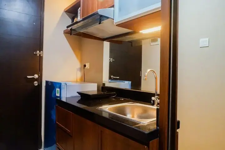Сурабая: Elegant Cozy Studio Room Apartment at Tamansari Papilio