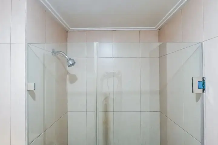 Сурабая: Elegant Cozy Studio Room Apartment at Tamansari Papilio